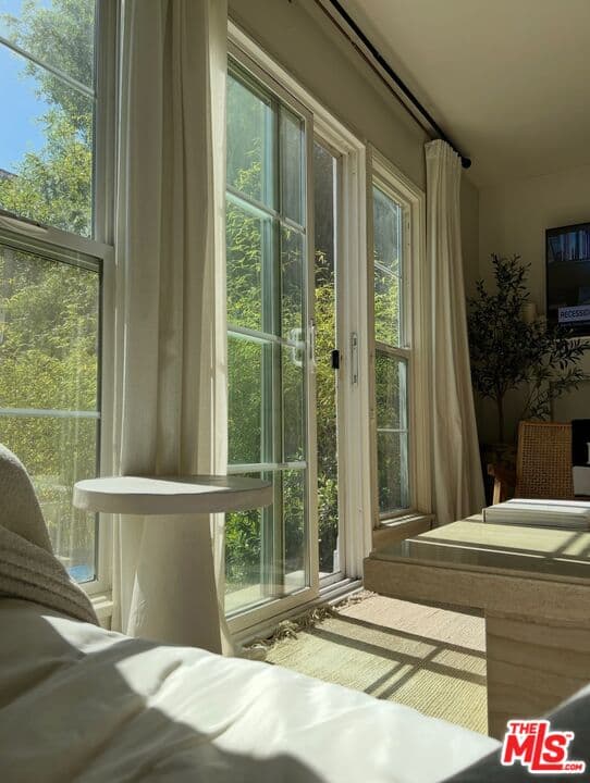 1 bd, 1 ba Apartment in Beverly Hills, CA — $3,500/mo — photo 1