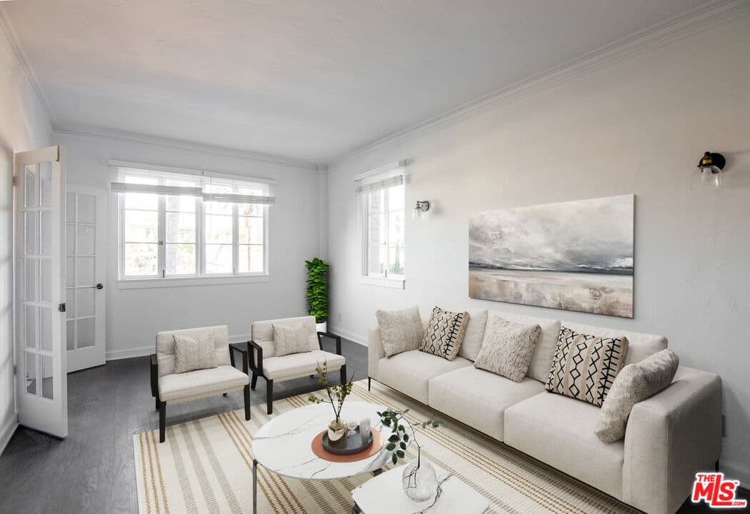 1 bd, 1 ba Townhouse in West Hollywood, CA — $2,695/mo — photo 1