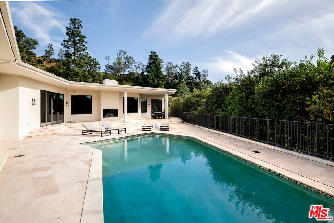 5 bd, 5 ba House in Beverly Hills, CA — $22,450/mo — photo 1