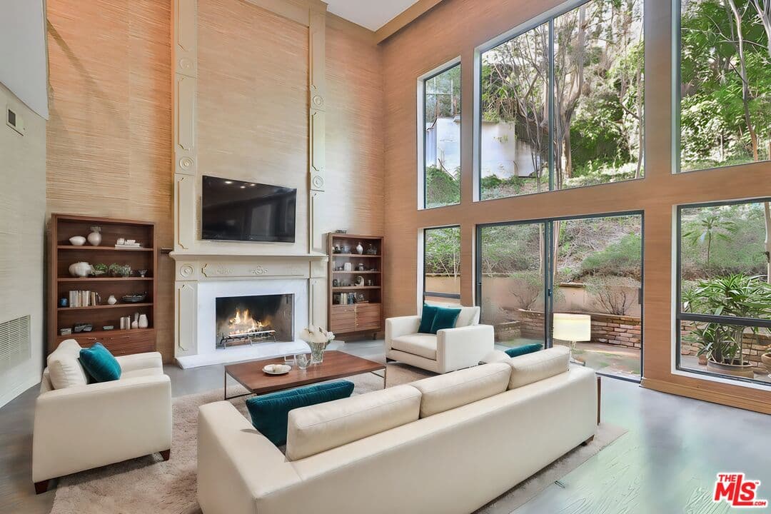 3 bd, 3 ba House in Los Angeles, CA — $17,000/mo — photo 1