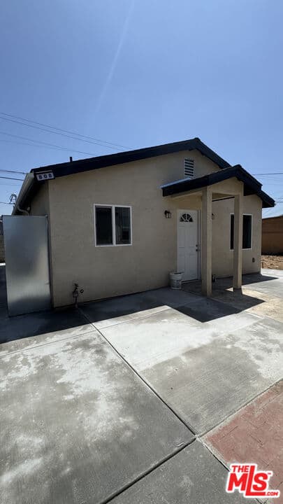 2BR House in Compton — $2,900/mo