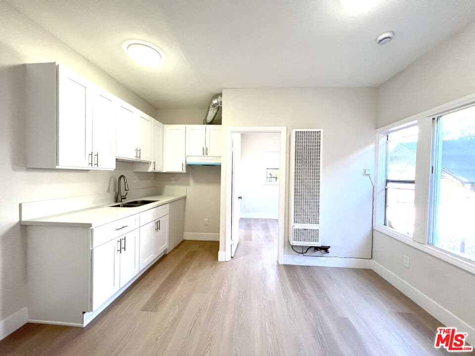 1 bd, 1 ba Apartment in Los Angeles, CA — $1,500/mo — photo 2