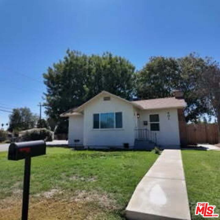 4BR House in Bakersfield β $2,300/mo