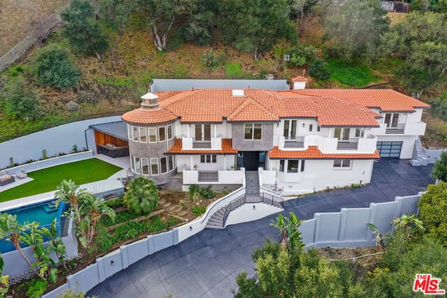 7 bd, 9 ba House in Studio City, CA — $22,995/mo — photo 1