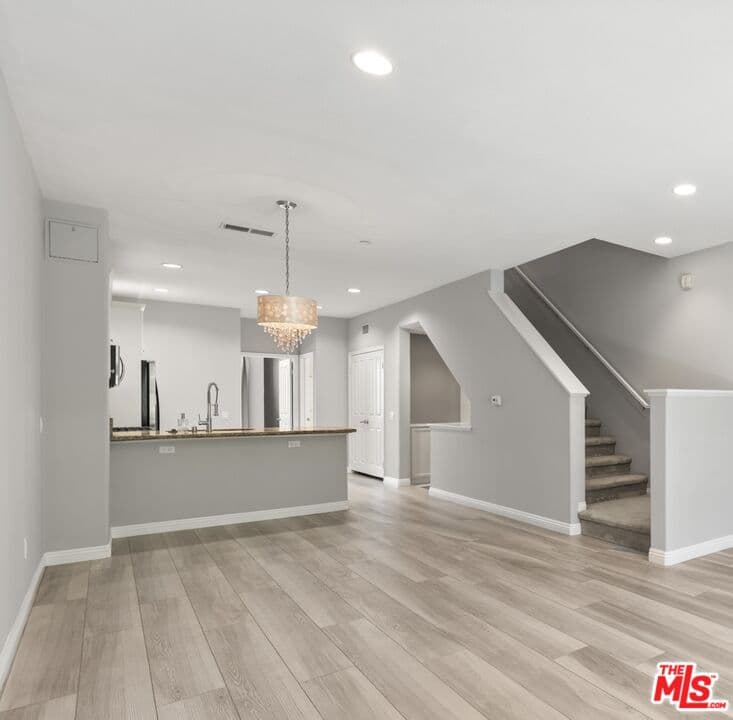 4BR Townhouse in Westchester — $4,500/mo