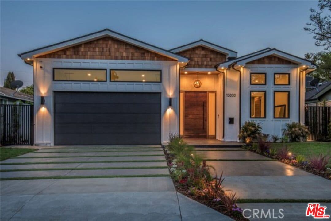 4 bd, 5 ba House in Sherman Oaks, CA — $11,995/mo — photo 2