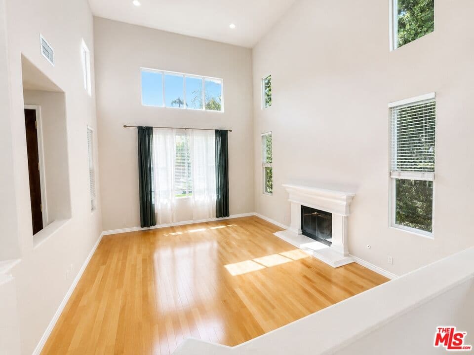 5 bd, 5 ba House in Los Angeles, CA — $8,250/mo — photo 1