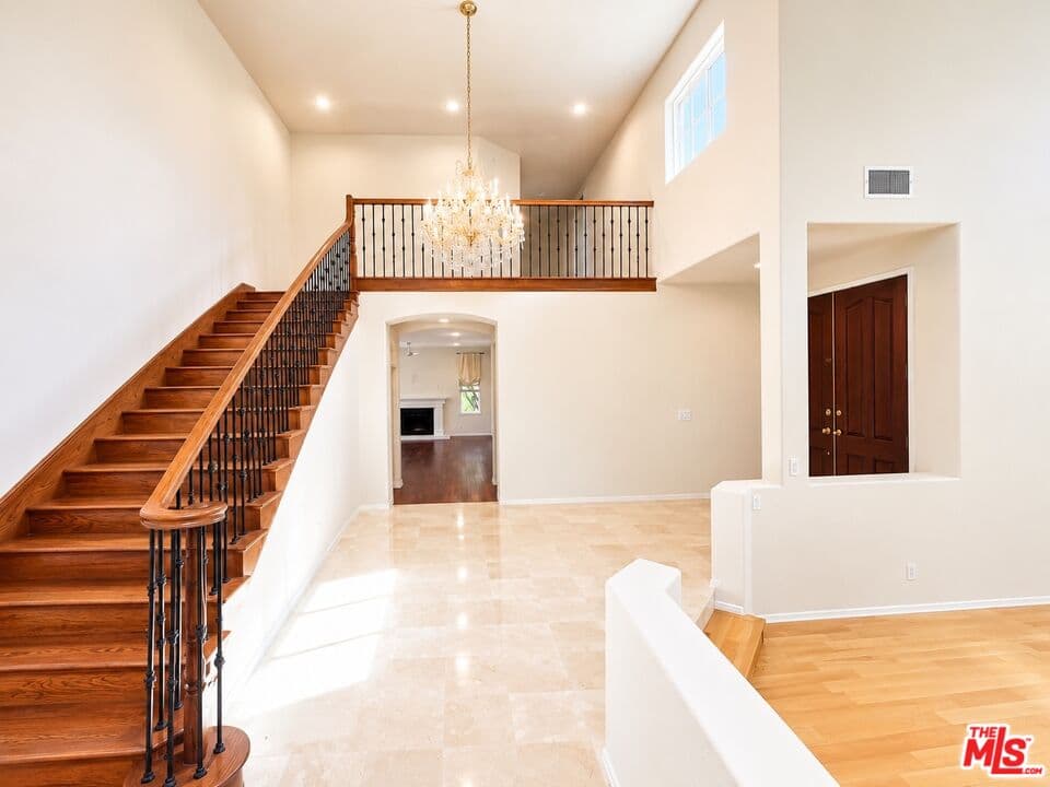 5 bd, 5 ba House in Los Angeles, CA — $8,250/mo — photo 2