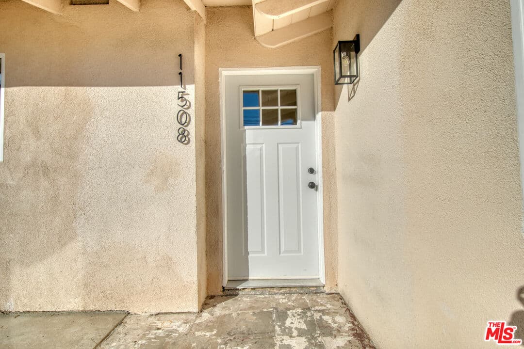 4 bd, 2 ba House in Los Angeles, CA — $3,900/mo — photo 1