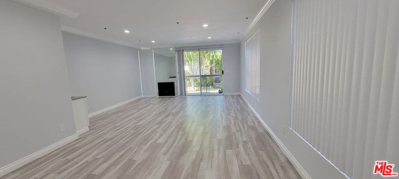 2 bd, 2 ba Apartment in Los Angeles, CA — $4,500/mo — photo 2