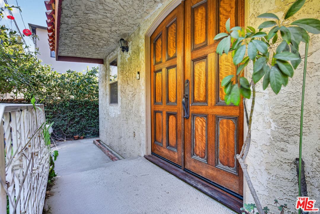 4 bd, 3 ba House in Culver City, CA — $5,995/mo — photo 1