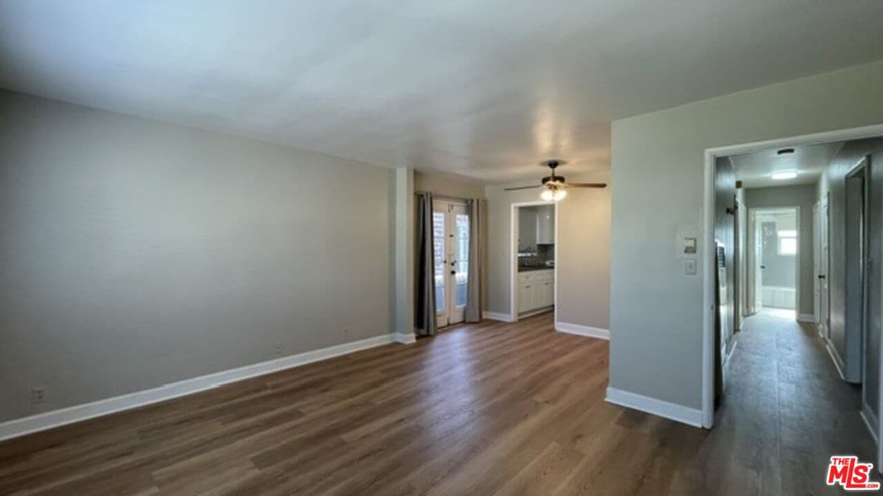 1 bd, 1 ba Apartment in Montrose, CA — $2,095/mo — photo 2