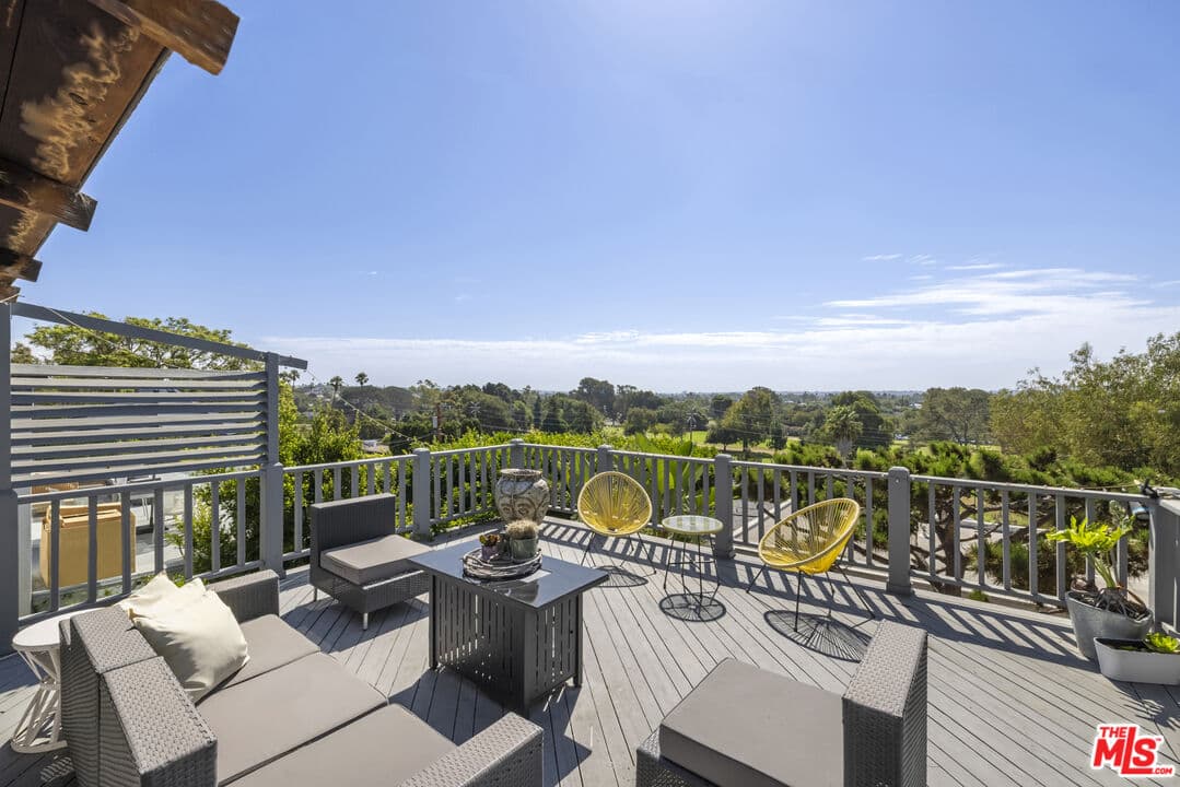 3 bd, 2 ba House in Santa Monica, CA — $10,995/mo — photo 1