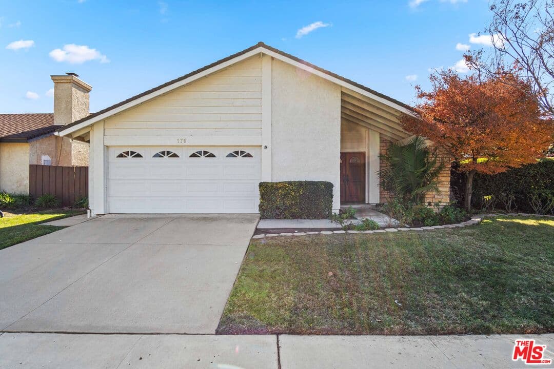 4 bd, 2 ba House in Thousand Oaks, CA — $4,750/mo — photo 1
