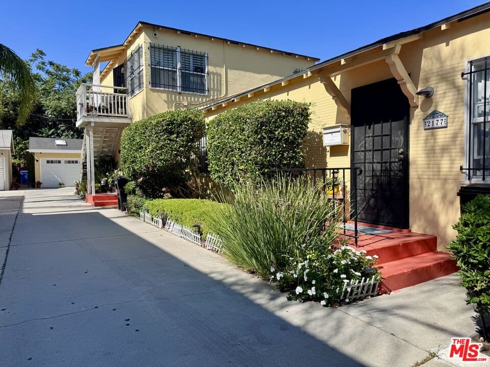 2 bd, 1 ba Apartment in Los Angeles, CA — $3,150/mo — photo 1