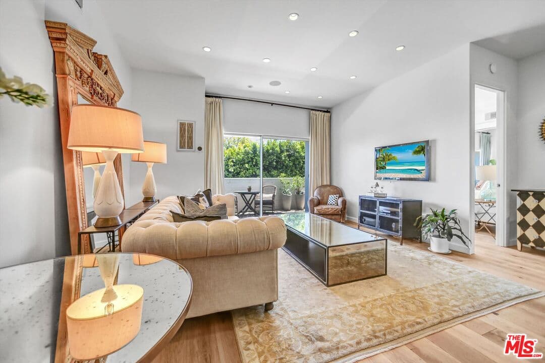 1 bd, 1 ba Condo in West Hollywood, CA — $5,500/mo — photo 1