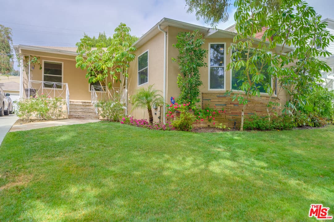 4 bd, 3 ba House in Los Angeles, CA — $8,500/mo — photo 1