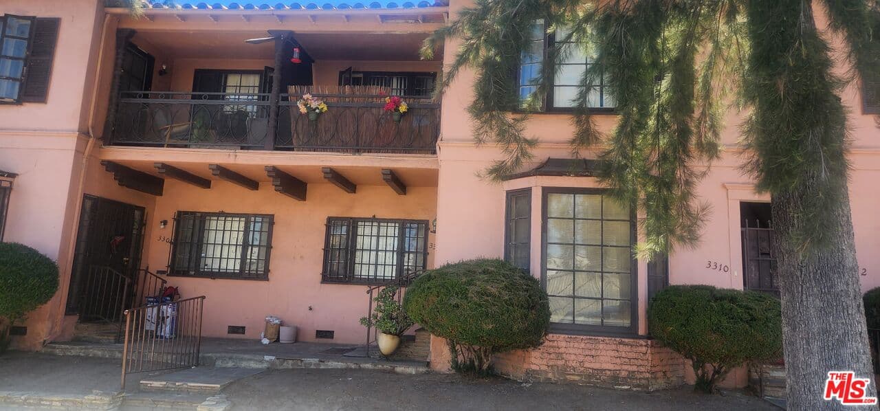 1BR Apartment in Los Angeles — $1,900/mo