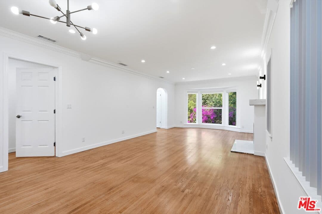 2 bd, 2 ba House in Santa Monica, CA — $6,300/mo — photo 1