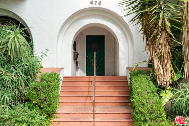 Studio, 1 ba Apartment in Los Angeles, CA — $2,395/mo — photo 2
