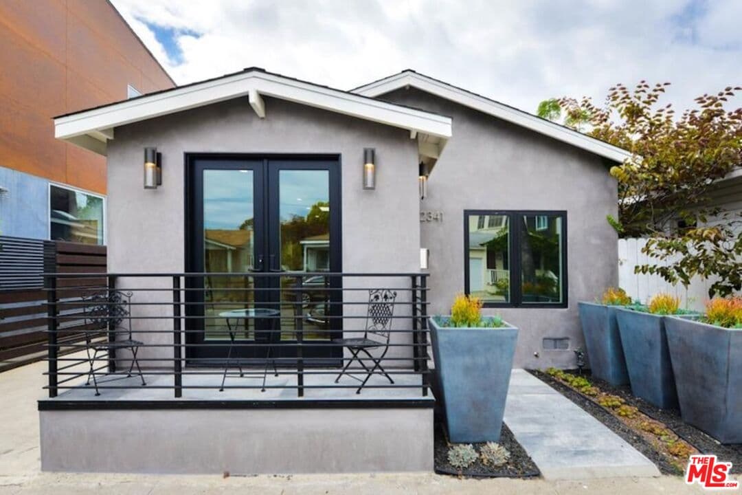 2 bd, 1 ba Apartment in Venice, CA — $4,950/mo — photo 1