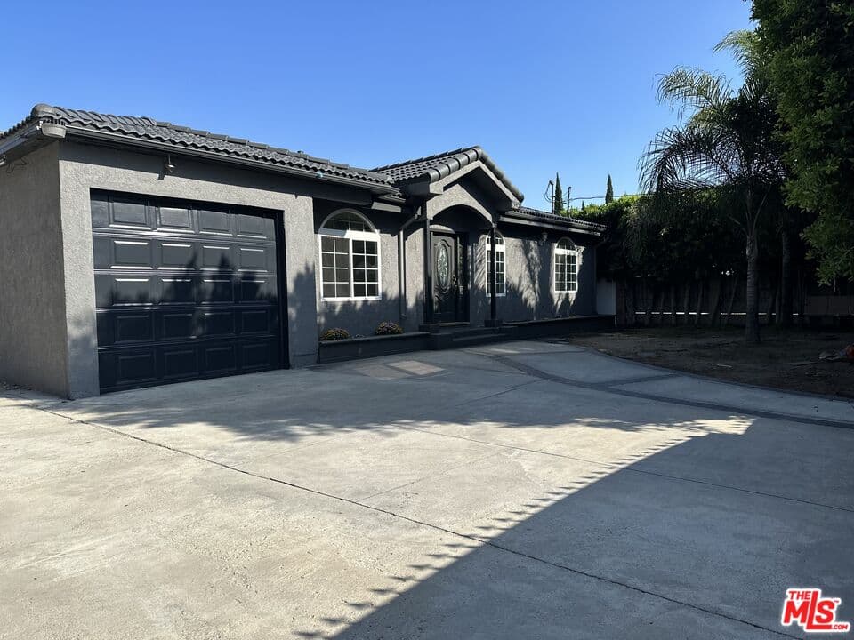 3BR House in Los Angeles β $3,990/mo
