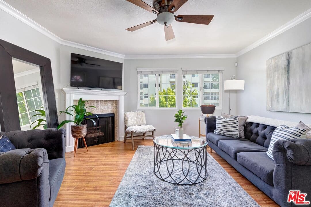 2BR Condo in Long Beach β $3,500/mo
