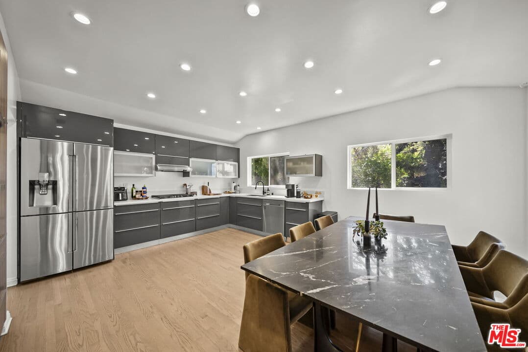 3 bd, 3 ba House in Los Angeles, CA — $7,995/mo — photo 2