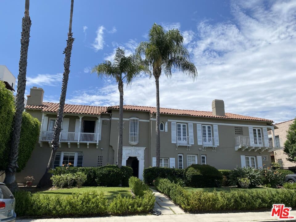 1 bd, 1 ba Apartment in Los Angeles, CA — $1,950/mo — photo 1