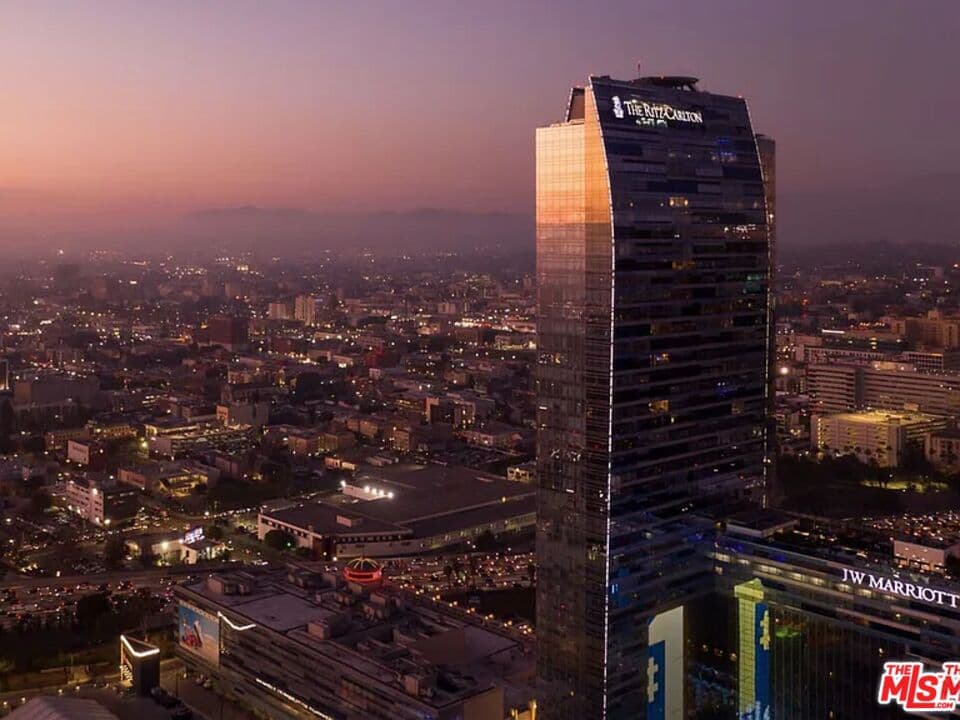 2 bd, 3 ba Condo in Los Angeles, CA — $9,500/mo — photo 2