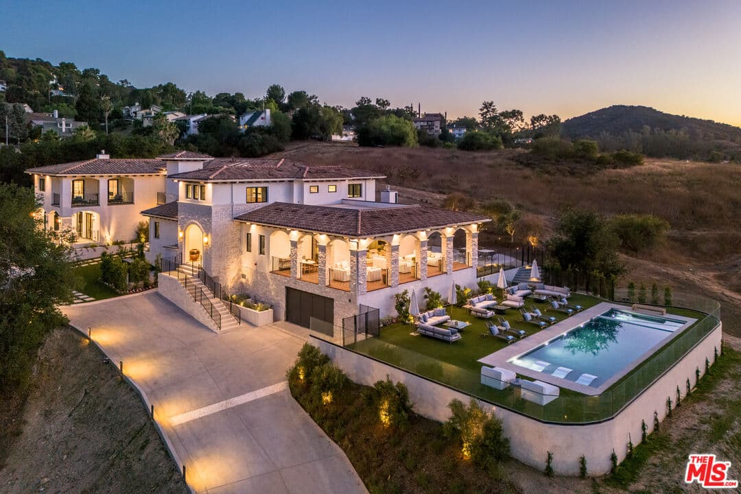 6 bd, 7 ba House in Calabasas, CA — $60,000/mo — photo 1