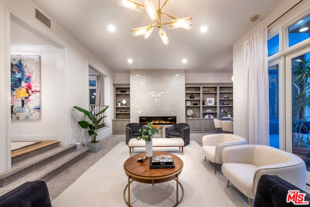 6 bd, 5 ba House in Marina Del Rey, CA — $19,500/mo — photo 2