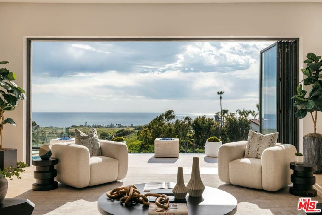 6 bd, 9 ba House in Malibu, CA — $50,000/mo — photo 2