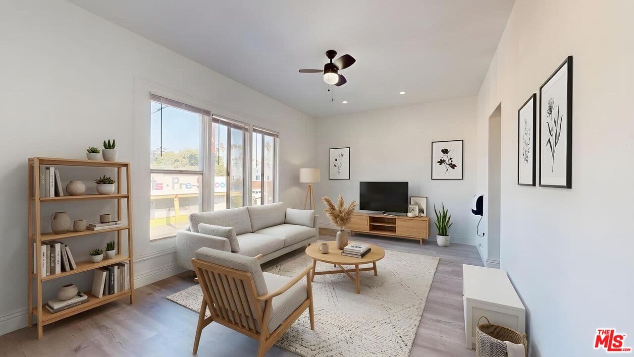 1 bd, 1 ba Apartment in Los Angeles, CA — $1,795/mo — photo 2