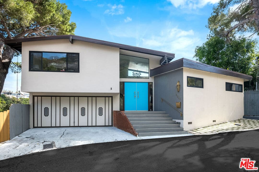 3 bd, 3 ba House in Los Angeles, CA — $9,500/mo — photo 2