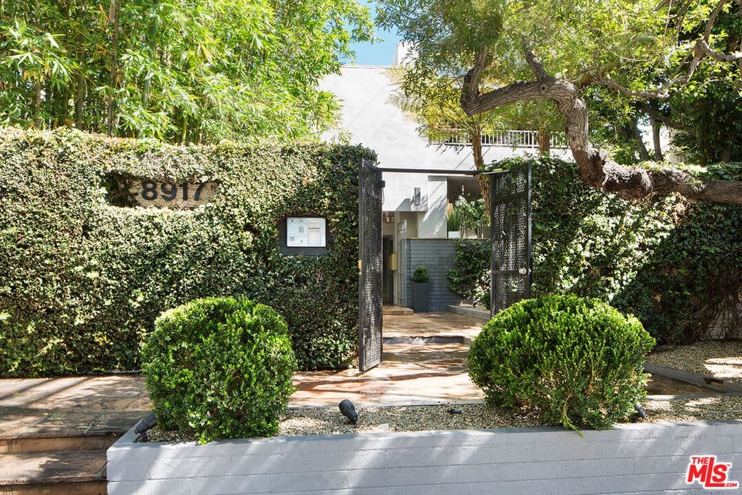 1BR Apartment in West Hollywood β $4,472/mo