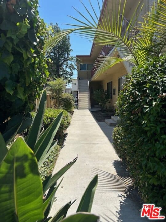 1 bd, 1 ba Apartment in Los Angeles, CA — $2,150/mo — photo 2