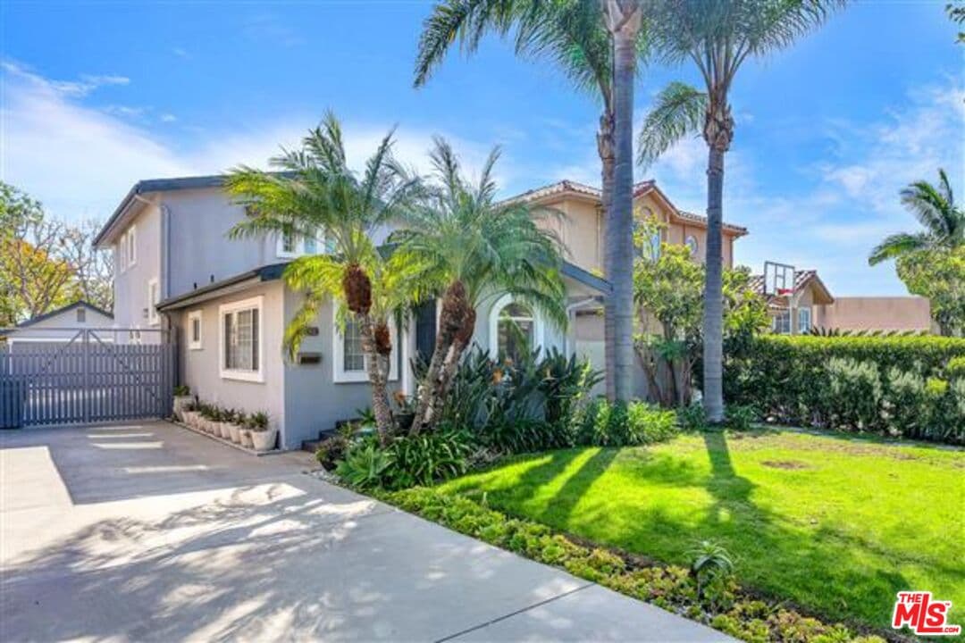 4 bd, 3 ba House in Los Angeles, CA — $10,700/mo — photo 1