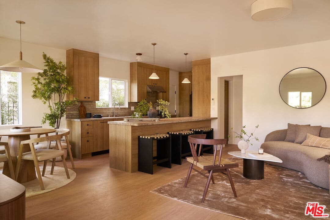 2 bd, 2 ba Townhouse in Los Angeles, CA — $6,950/mo — photo 1
