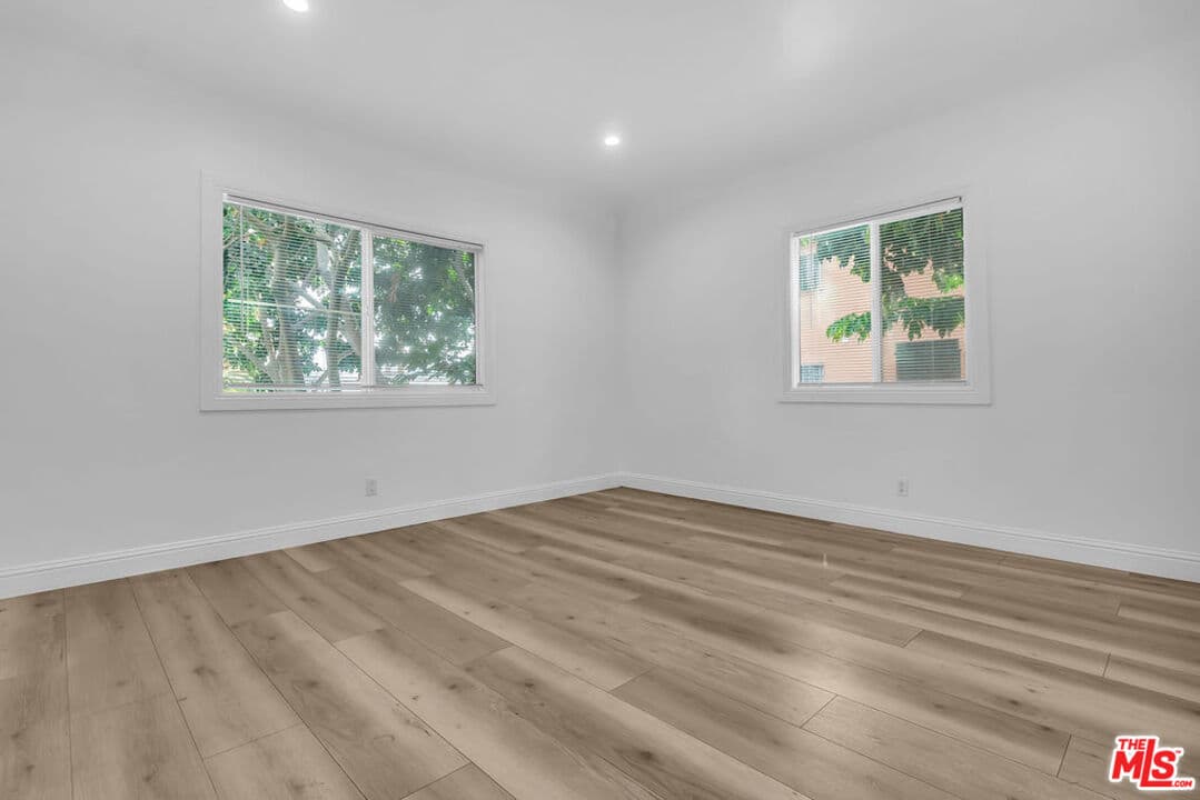 5 bd, 3 ba House in Los Angeles, CA — $5,950/mo — photo 2