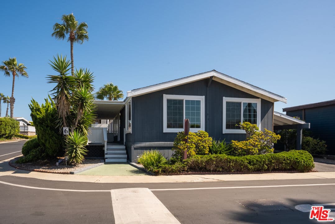 2 bd, 2 ba House in Malibu, CA — $6,500/mo — photo 1