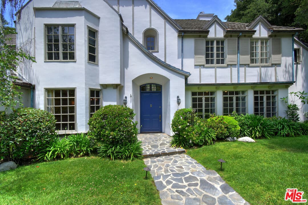 5 bd, 6 ba House in Studio City, CA — $15,999/mo — photo 1
