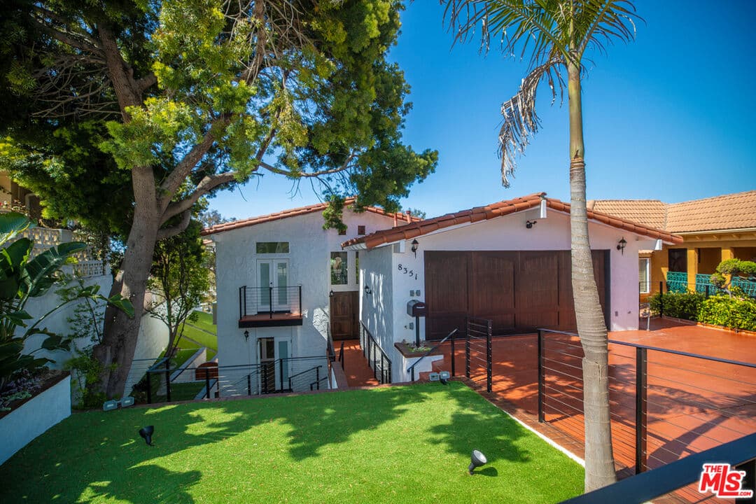 6 bd, 4 ba House in Playa Del Rey, CA — $11,000/mo — photo 1