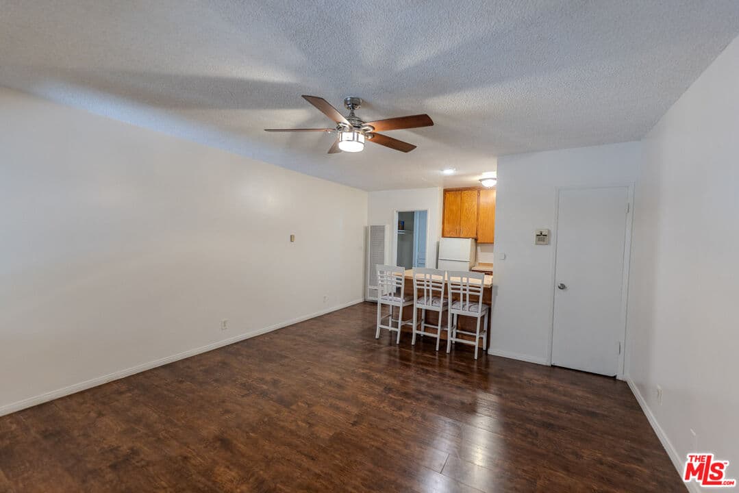 Studio, 1 ba Apartment in Los Angeles, CA — $1,475/mo — photo 2