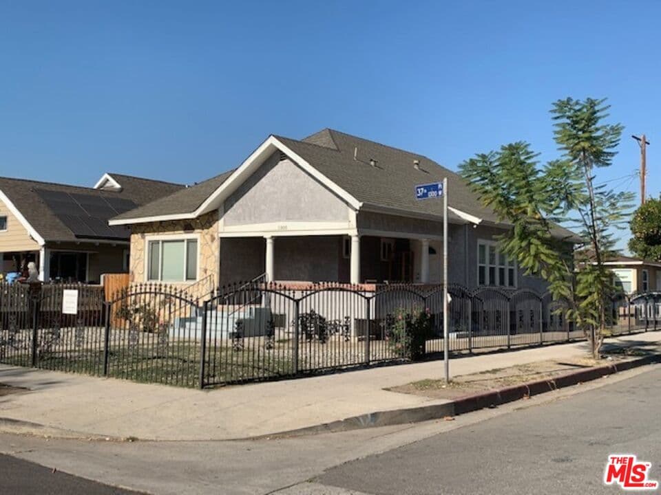 1 bd, 1 ba House in Los Angeles, CA — $1,050/mo — photo 1