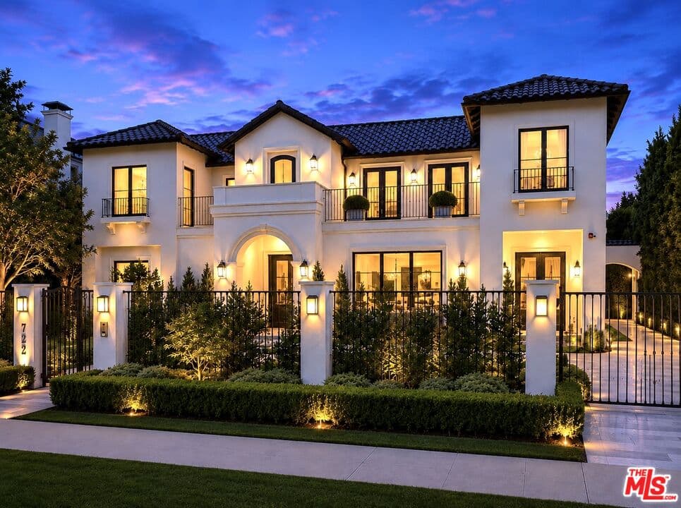 7 bd, 10 ba House in Beverly Hills, CA — $85,000/mo — photo 1