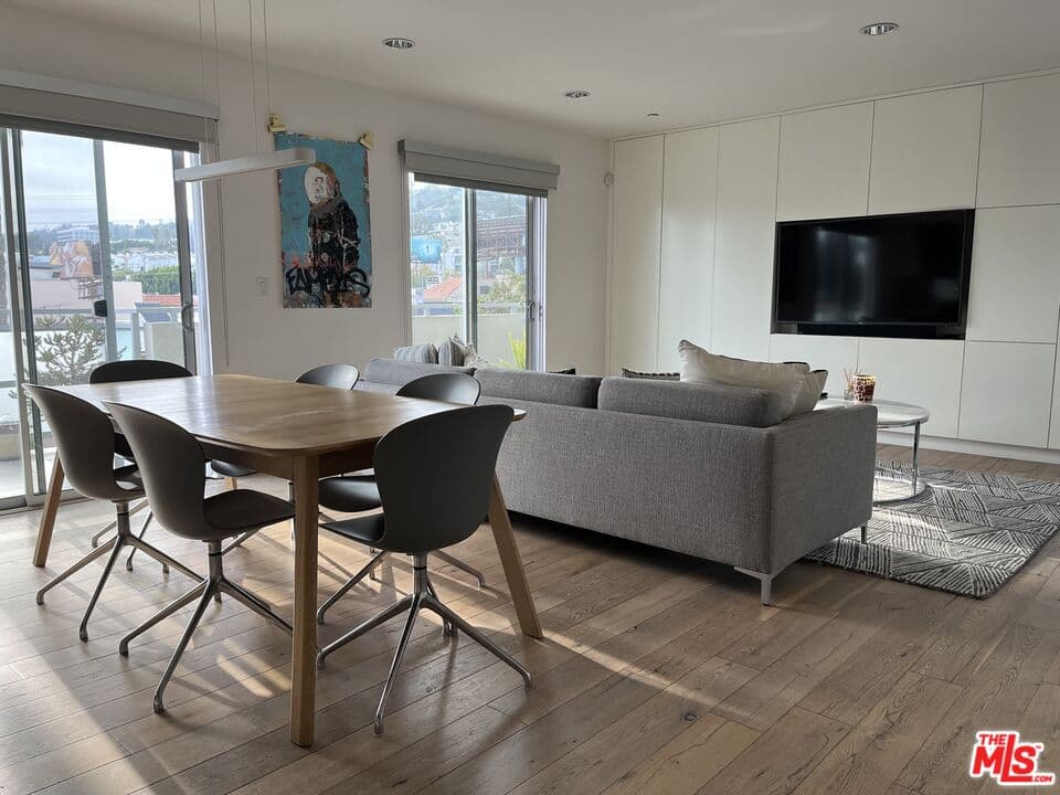 3BR Condo in Los Angeles β $6,000/mo