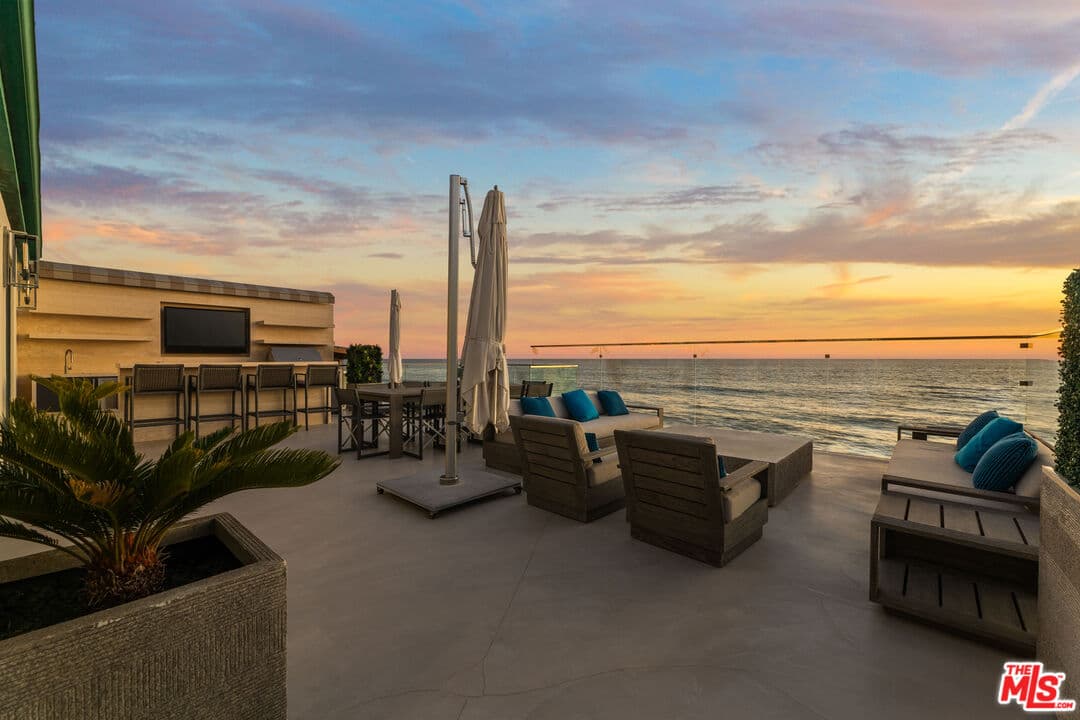3 bd, 4 ba House in Malibu, CA — $23,500/mo — photo 1