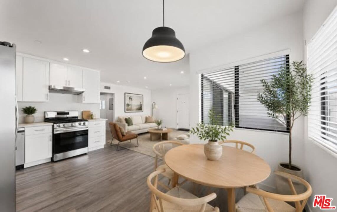 2 bd, 2 ba Apartment in Santa Monica, CA — $5,000/mo — photo 1