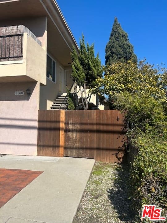 2 bd, 2 ba Apartment in Los Angeles, CA — $2,850/mo — photo 2